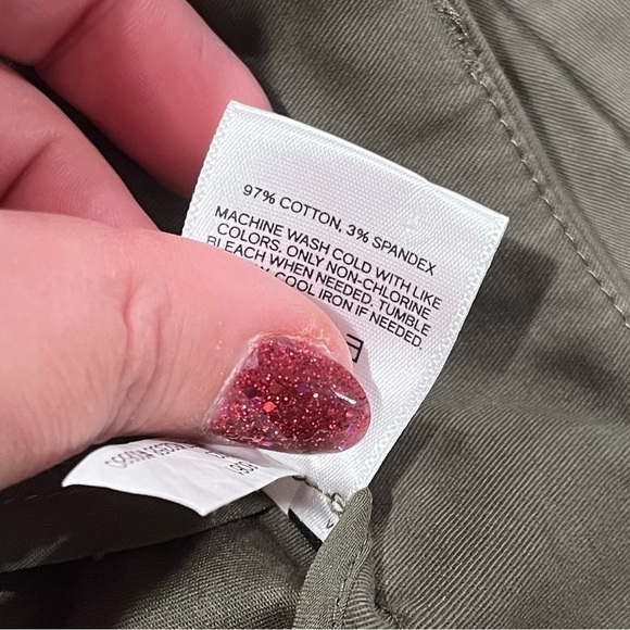 Express Ankle Pants Straight Leg Pleated Front Trousers  Pockets Green Size 14R - Picture 9 of 13